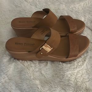 Henry Ferrera comfort wedge sandals, size 9